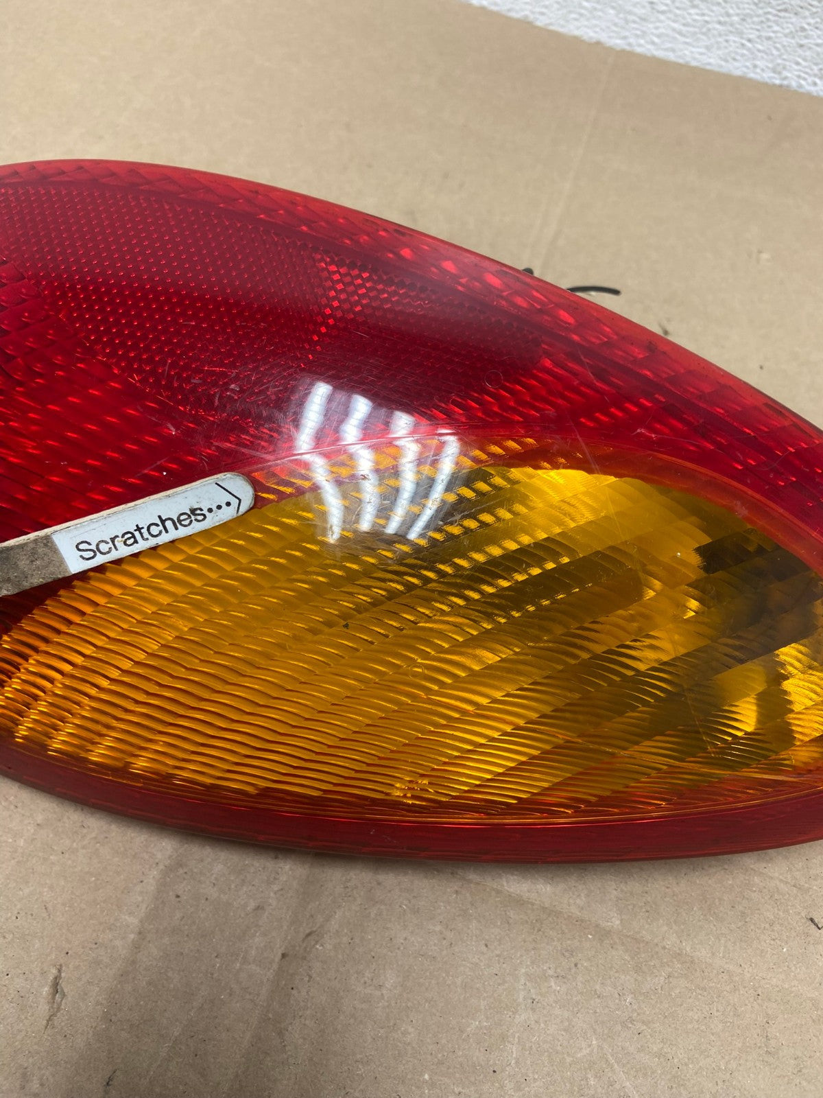 2001-2005 Chrysler PT Cruiser Left Driver LH Side Tail Light AC3154 DW3