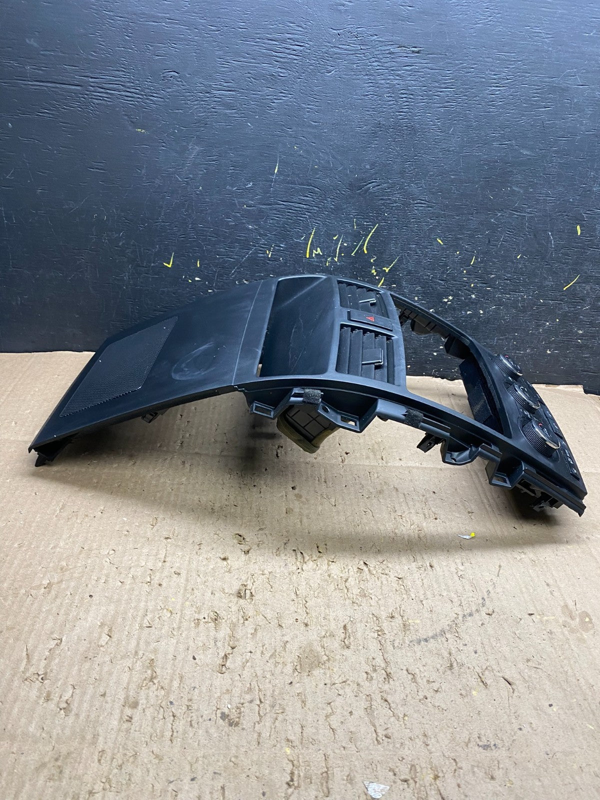 2010 - 2015 Mazda CX-9 Radio Dash Trim Bezel W/Vent AC Climate Control y7983 DG2