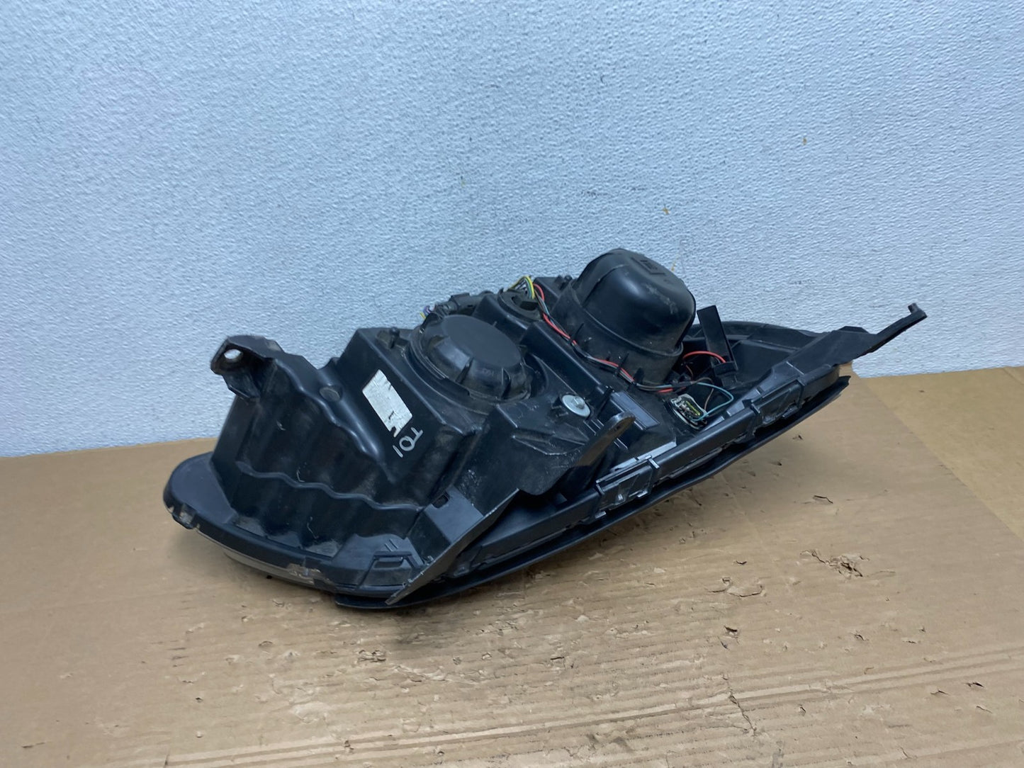 2016-2018 Chevrolet Equinox Left Driver LH Halogen Headlight AD4337 DW6