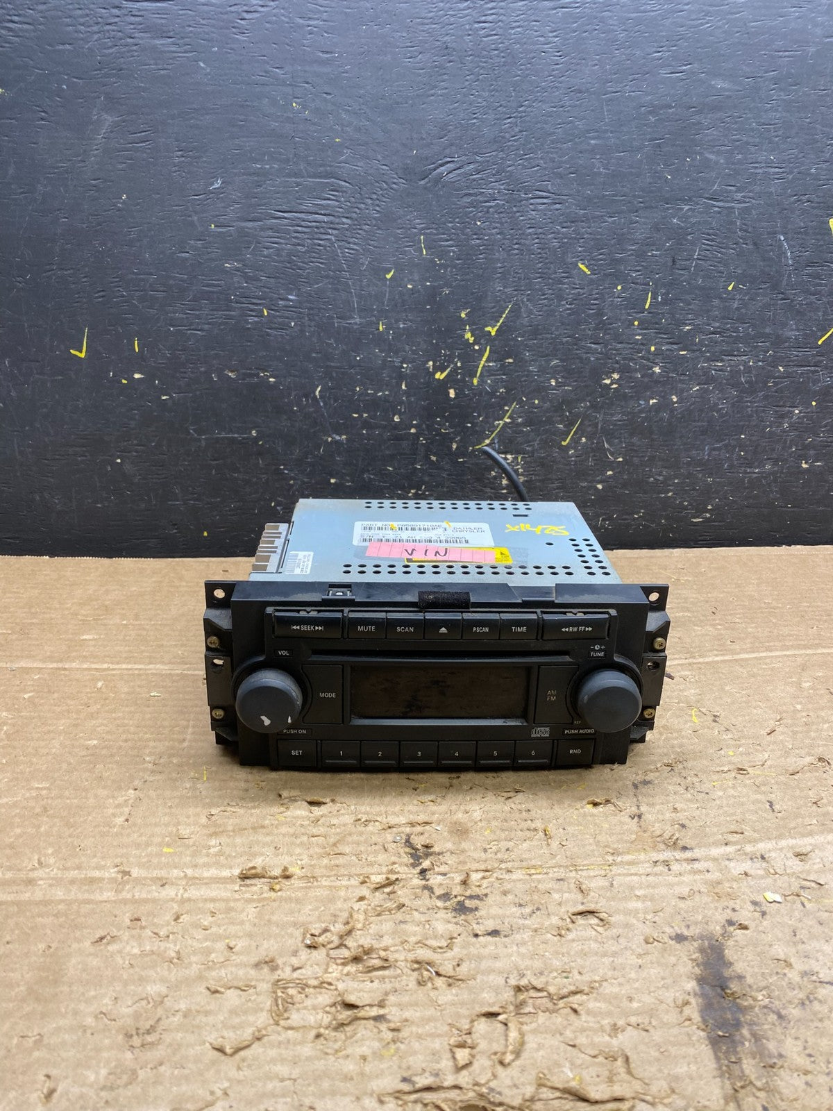 2005 2008 Jeep Dodge Chrysler Screen Display CD Player Satellite Radio x1425 DG0