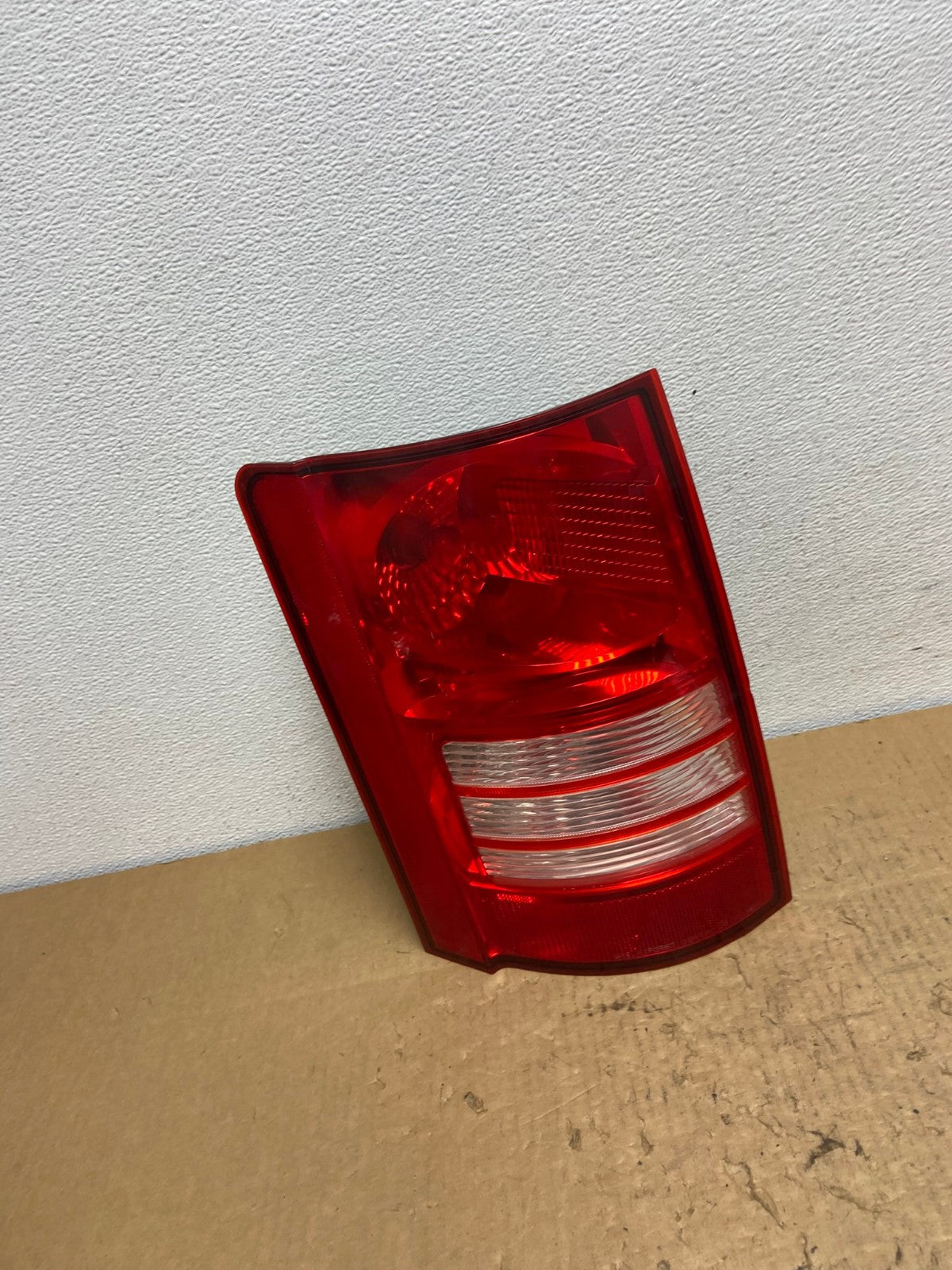 2008-2010 Chrysler Town and Country Left Driver Tail Light AC8240 LK2