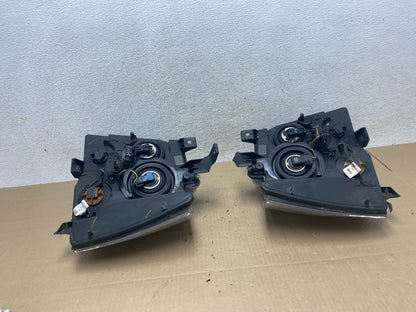 2007 to 2013 Chevrolet Suburban Tahoe Left+Right Set Headlights AI2151 DW13