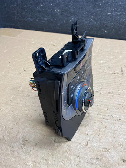 2011 - 2013 Hyundai Elantra Center Heater A/C AC Climate Control Panel ag8398 DG2