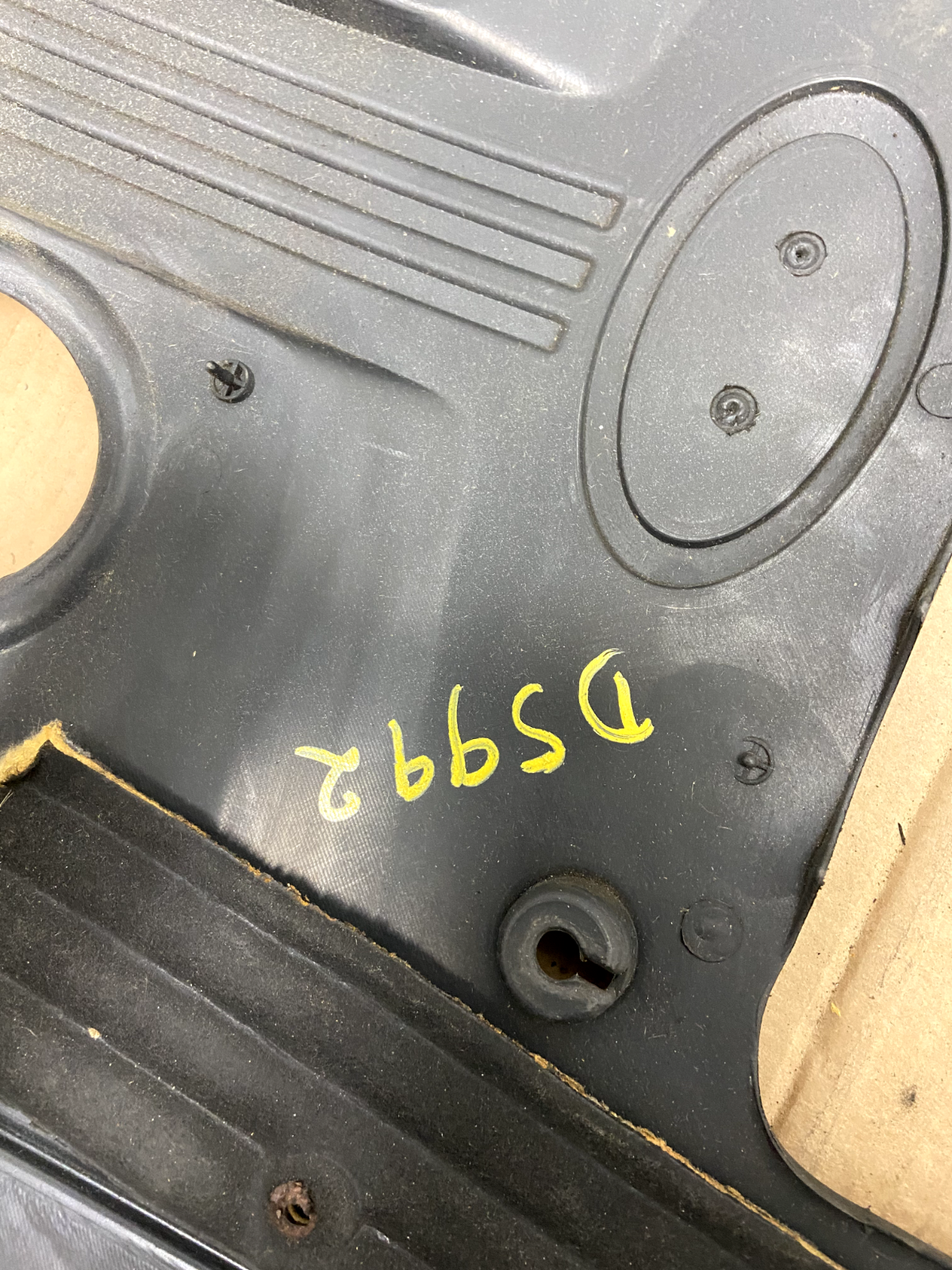 2004 Hyundai XG350 Series Top Lid Engine Cover 29240-39700 D5992 DG14