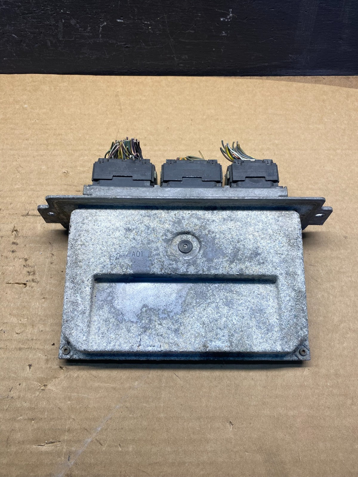 2010 - 2011 Ford Escape 3.0L Engine Control Unit ECU Computer Module ac8689 DG0