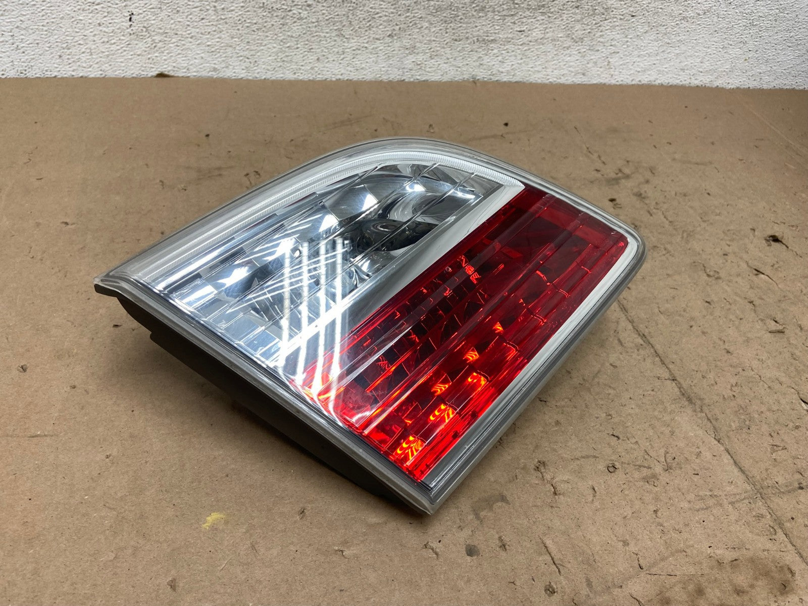 2010 2011 2012 Mazda CX-9 Tail Light Inner Left Driver LH Side AG5665 LK2