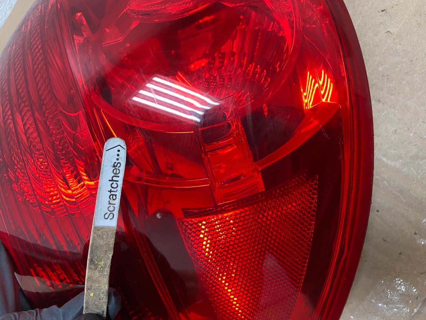 2006 to 2010 Toyota Sienna Left Driver LH Side Tail Light AE5031 LK3
