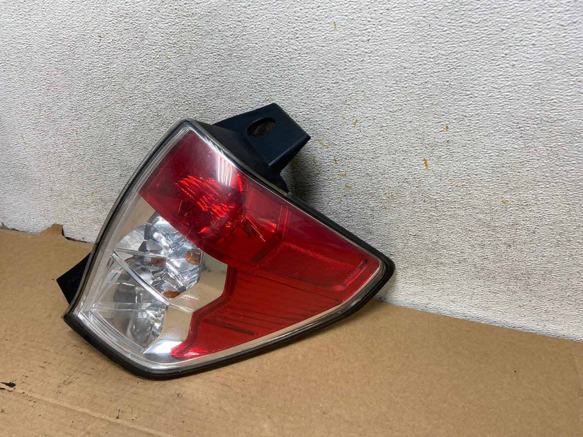 2009-2013 Subaru Forester Right Passenger Rh Side Tail Light AH7760 LK2