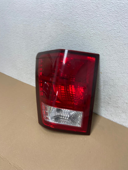 2007 2008 2009 2010 Jeep Grand Cherokee Left Driver Lh Tail Light AF4313 LK1