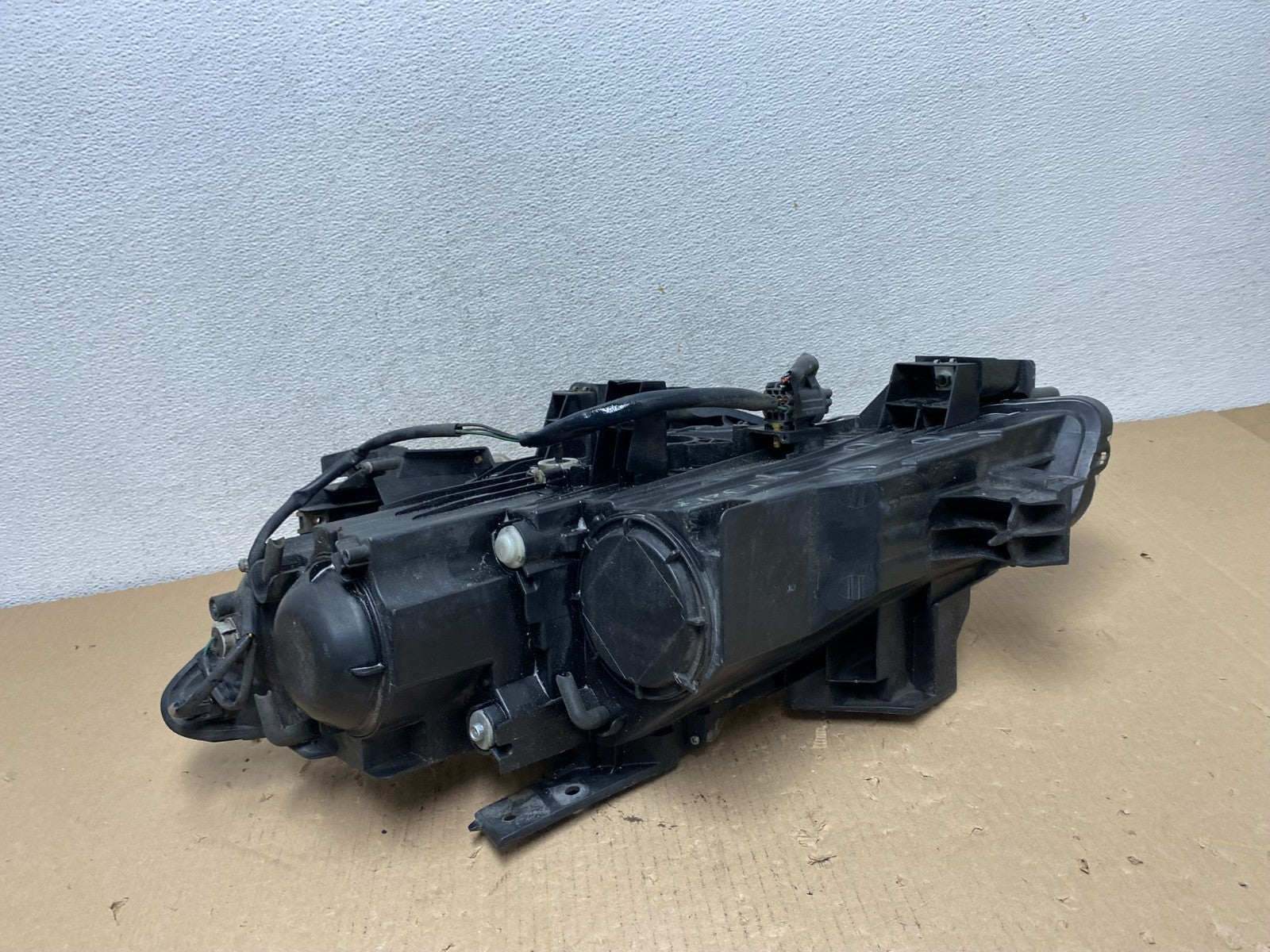 2010 - 2012 Mazda Cx9 Cx-9 Right Passenger RH Headlight Halogen AF3217 DW5