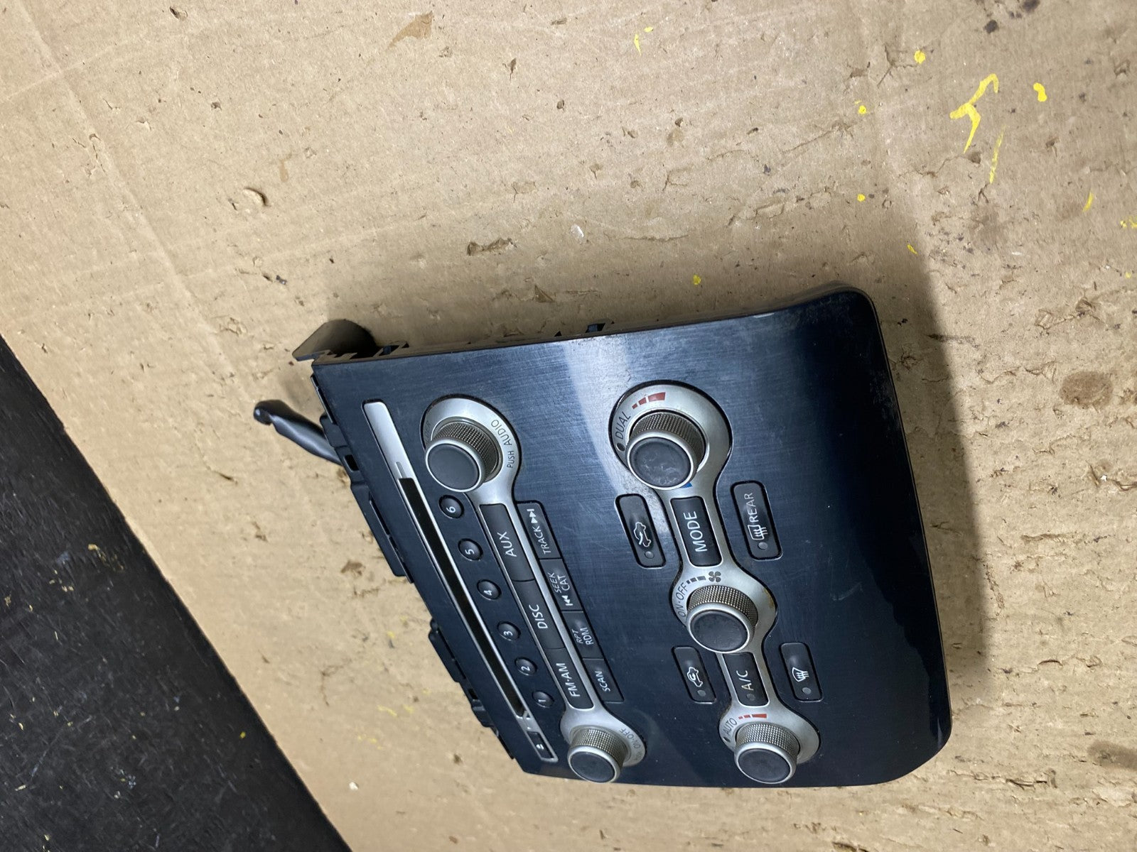 2009 2010 Nissan Maxima Radio Panel Climate Control Bezel Trim OEM u5494 DG1