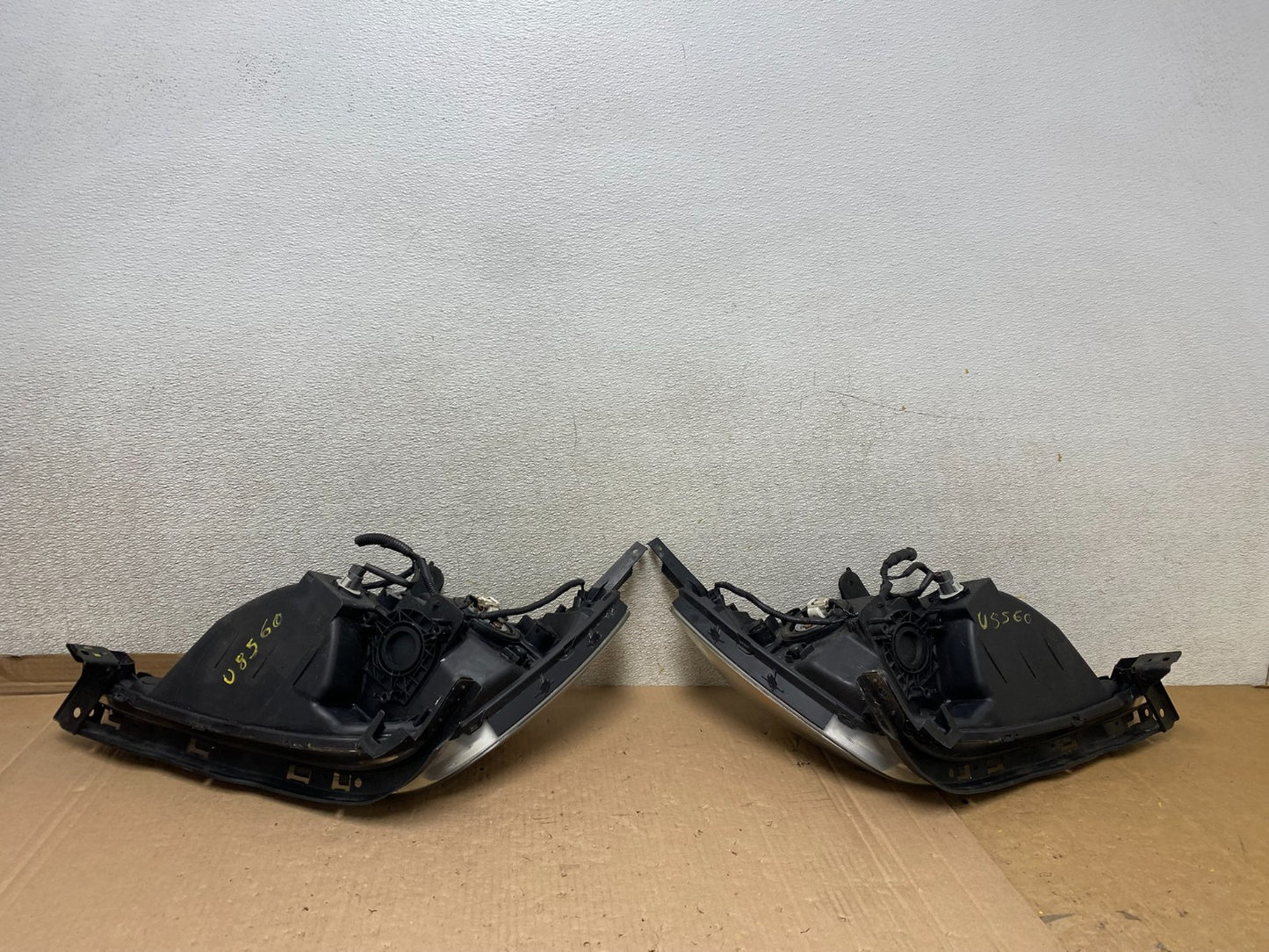 2005 2006 2007 Honda Odyssey Left+Right Set Halogen Headlights U8560 DW11