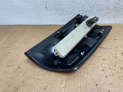 2002 to 2006 Dodge Ram 1500 Right passenger Rh side Tail Light AI9130 LK4