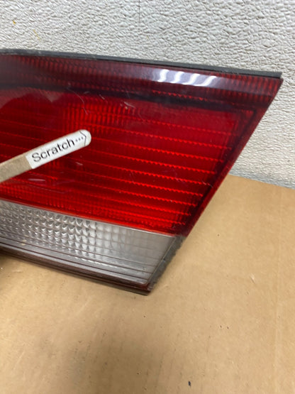 1997 1998 1999 Nissan Maxima Right Passenger RH Inner Tail Light M0538 DG3