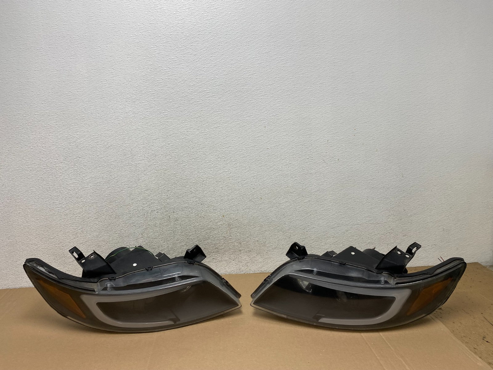 2004 - 2008 Infiniti Fx35 LED Left+Right Set LED Black Side Headlights AF2983 DG0