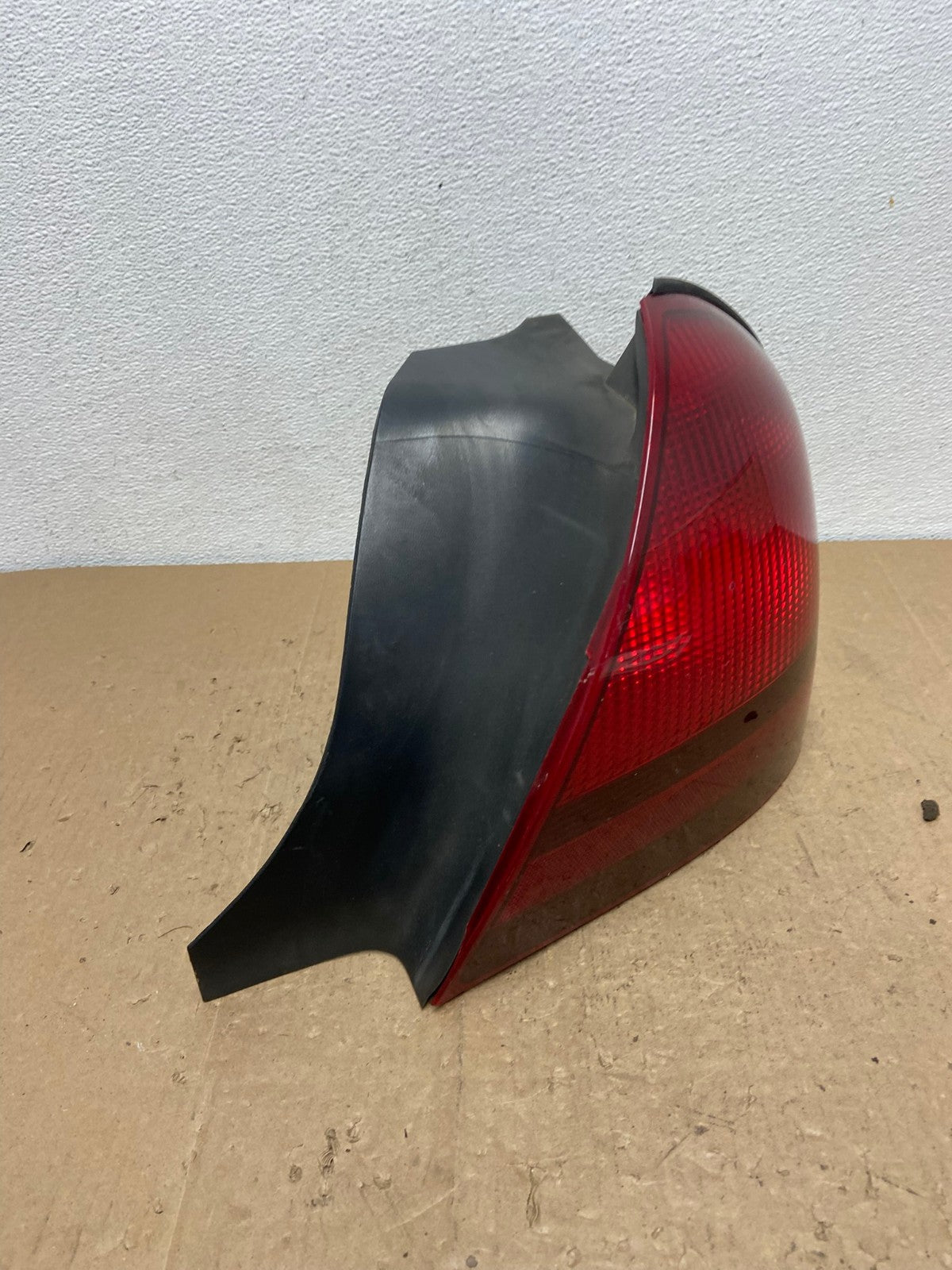 2003 to 2011 Mercury Grand Marquis Right Passenger Side Tail Light AC6067 LK2