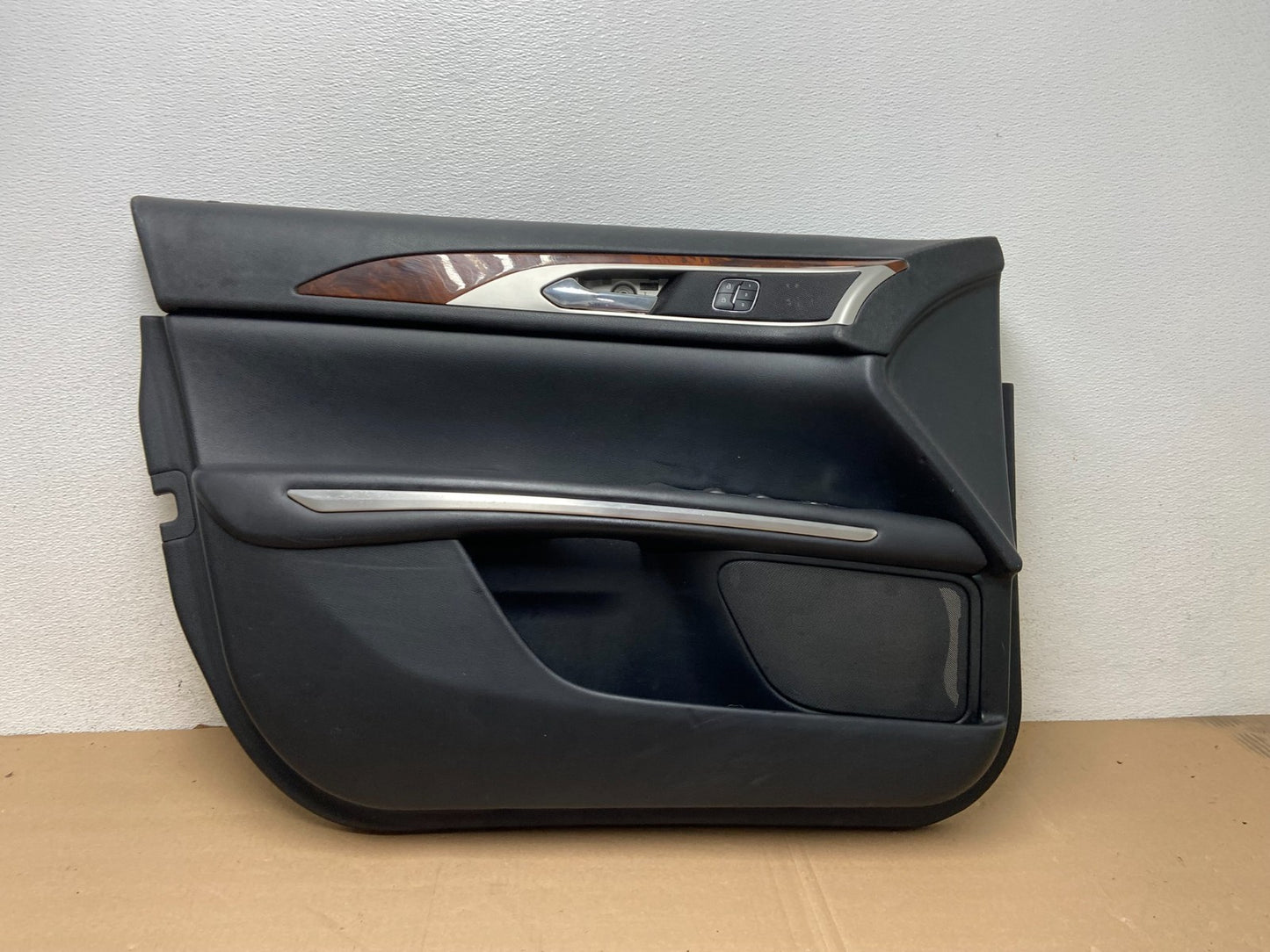 2017 to 2020 Ford Fusion Front Left Side Interior Door Panel ag4515 DG0