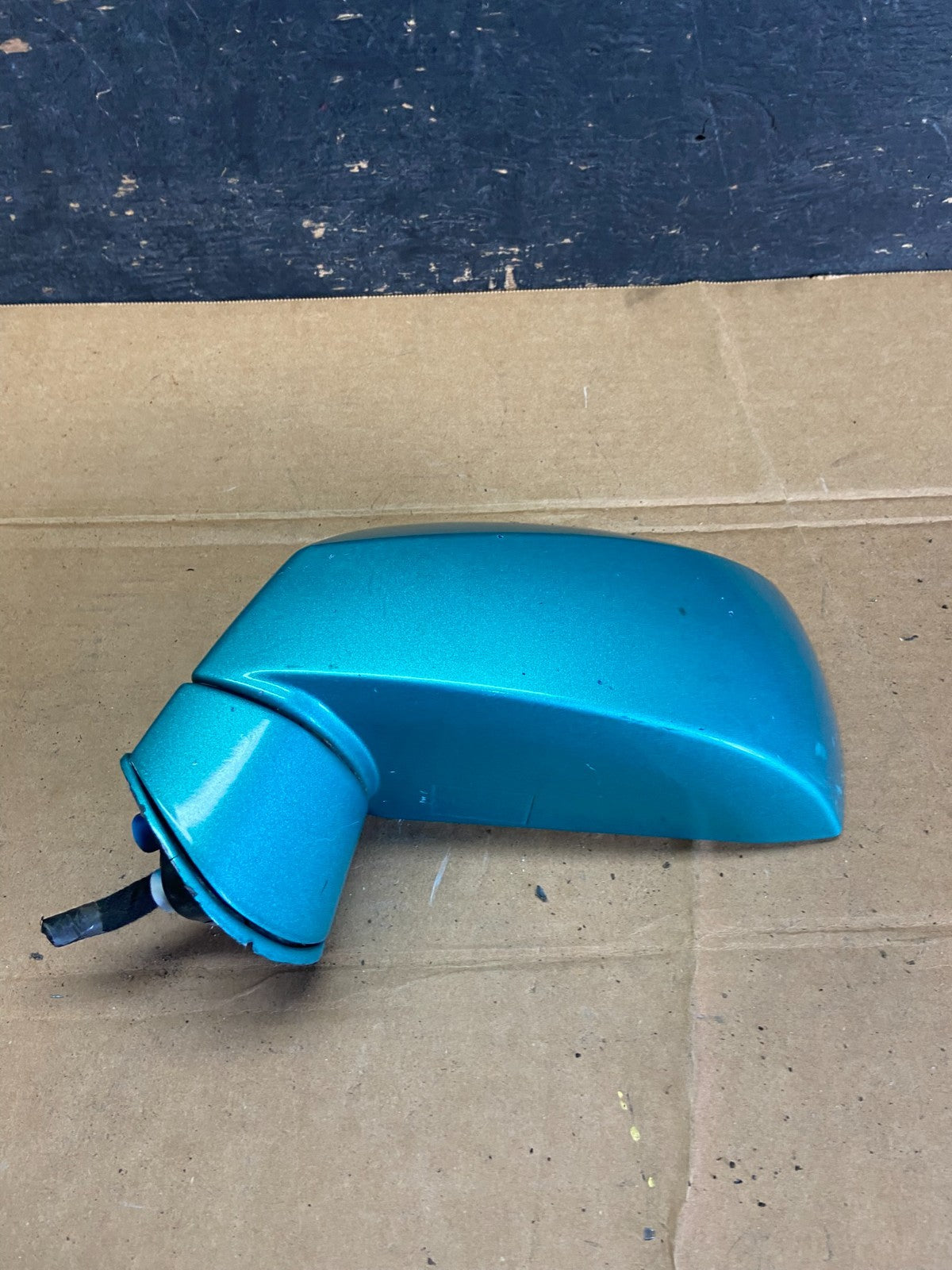 2005 to 2008 Hyundai Tiburon Left Driver LH Side View Mirror Power Q8220 DG3