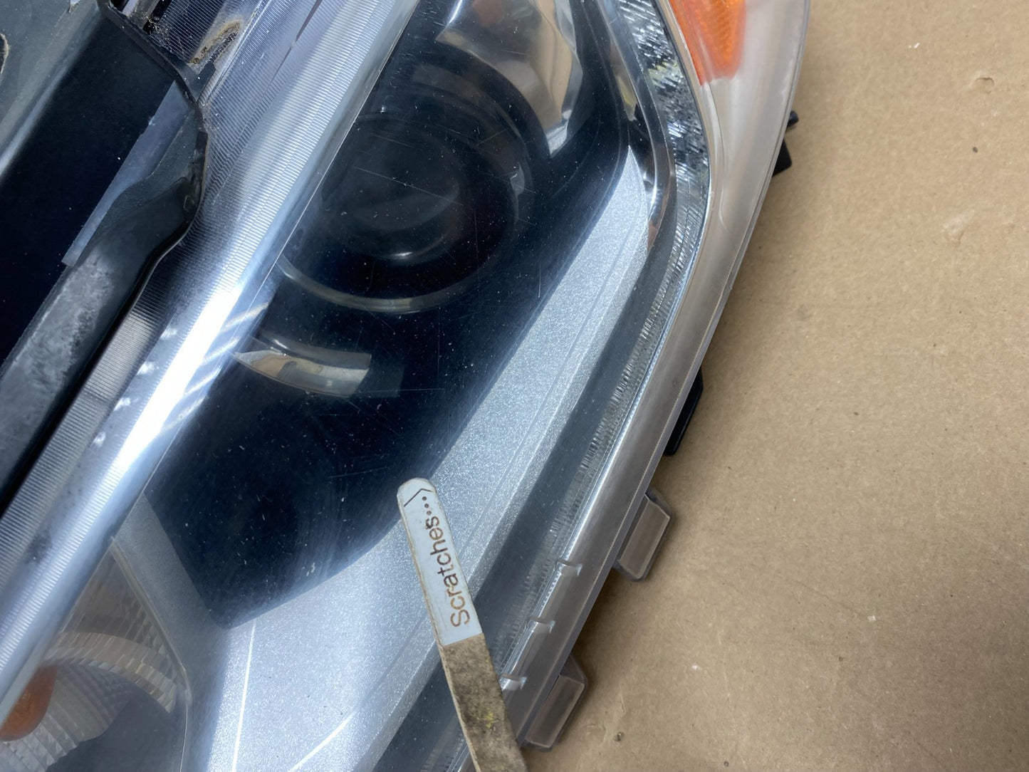 2018-2021 Chevrolet Traverse Left Driver LH Side Xenon HID Headlight AG3292 DG3