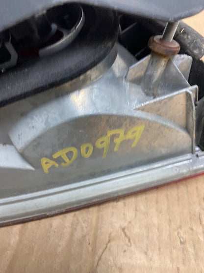 1999-2001 Bmw E46 325i 328i 330i Coupe Right Passenger Tail Light AD0979 DW5