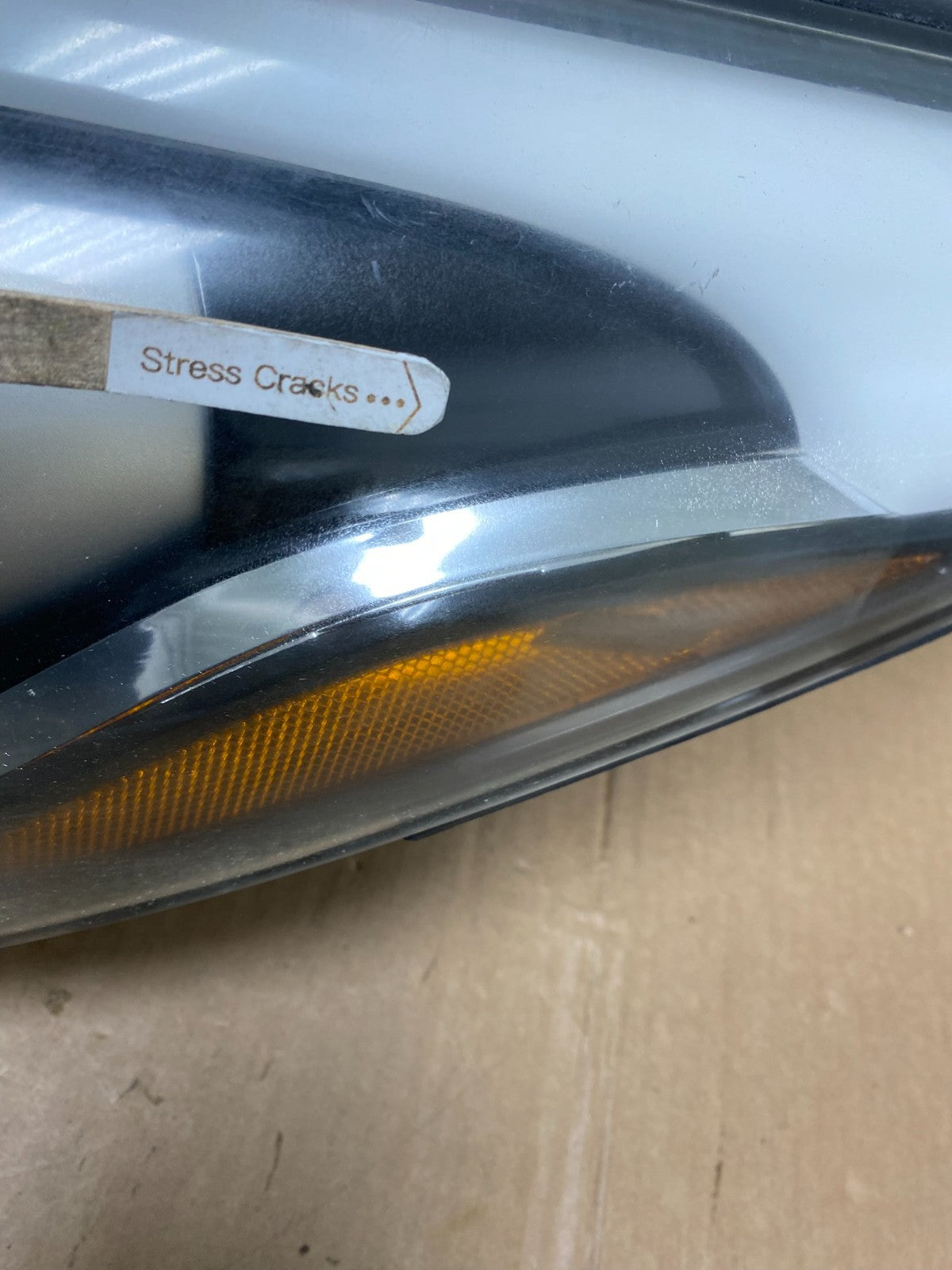 2014 to 2017 Hyundai Tucson Left Driver LH Side Headlight AI9078 DW4