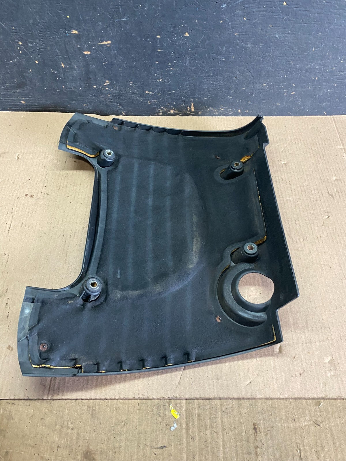 2002 to 2005 Hyundai Sonata 2.4L Engine Trim Cover OEM O7832 DG6