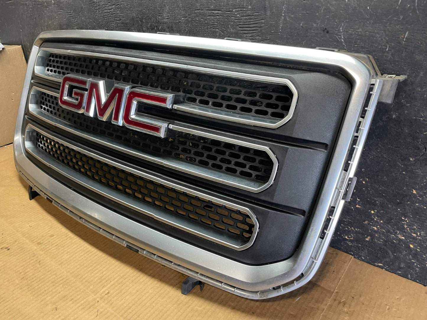 2013 2014 2015 GMC Acadia Front Upper Grill Grille Oem AA9173 DG2