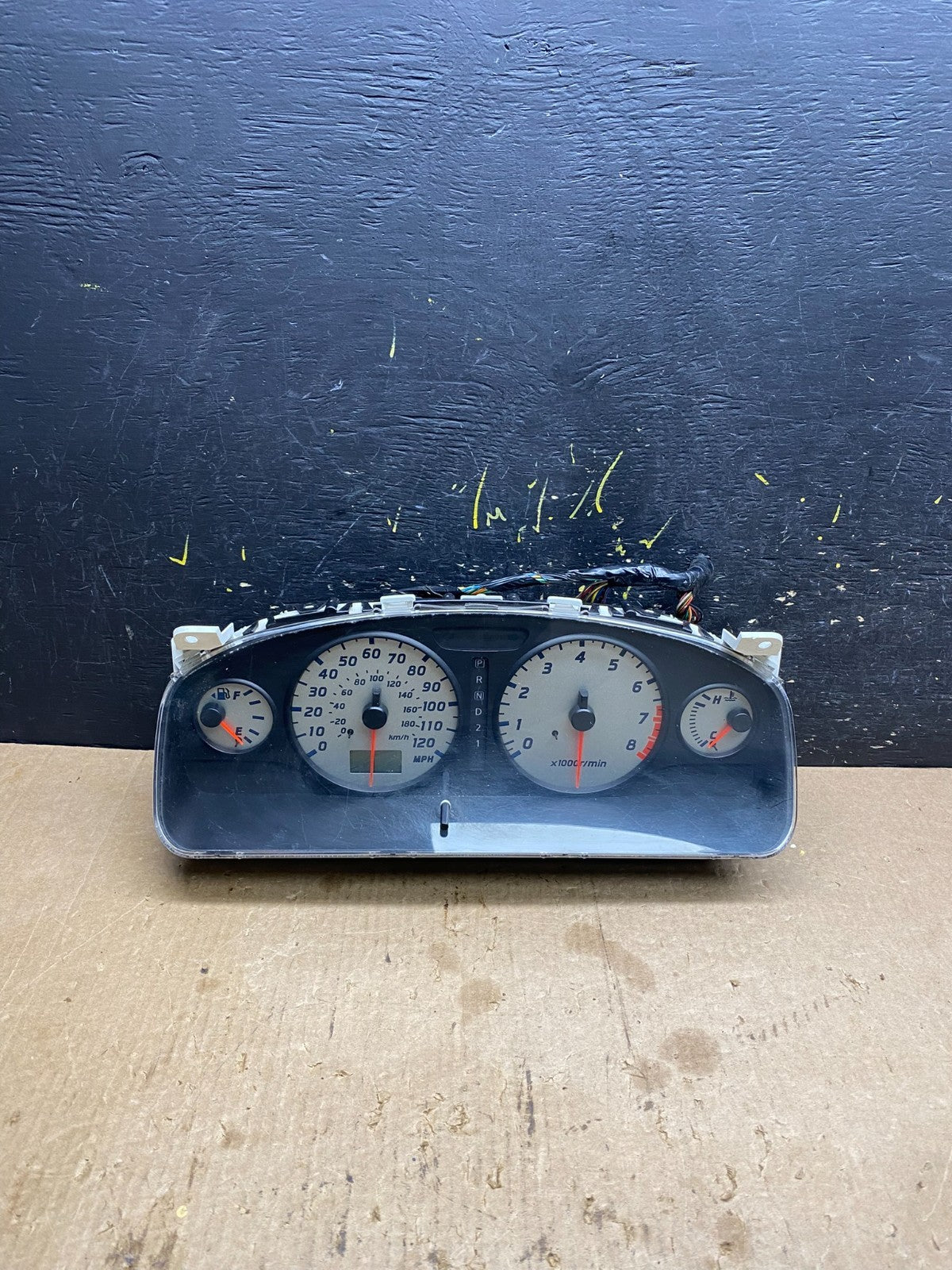 2001 to 2003 Nissan Pathfinder Speedometer Cluster Gauge OEM Z46090