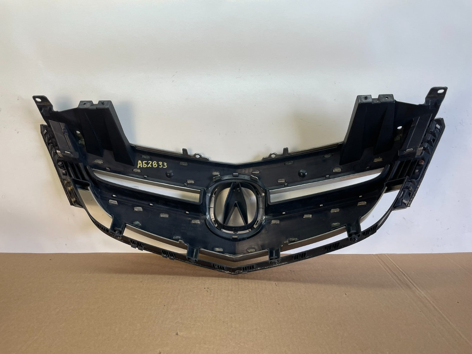 2007 2008 2009 Acura MDX Front Upper Grill Grille Emblem AG2833 DW3