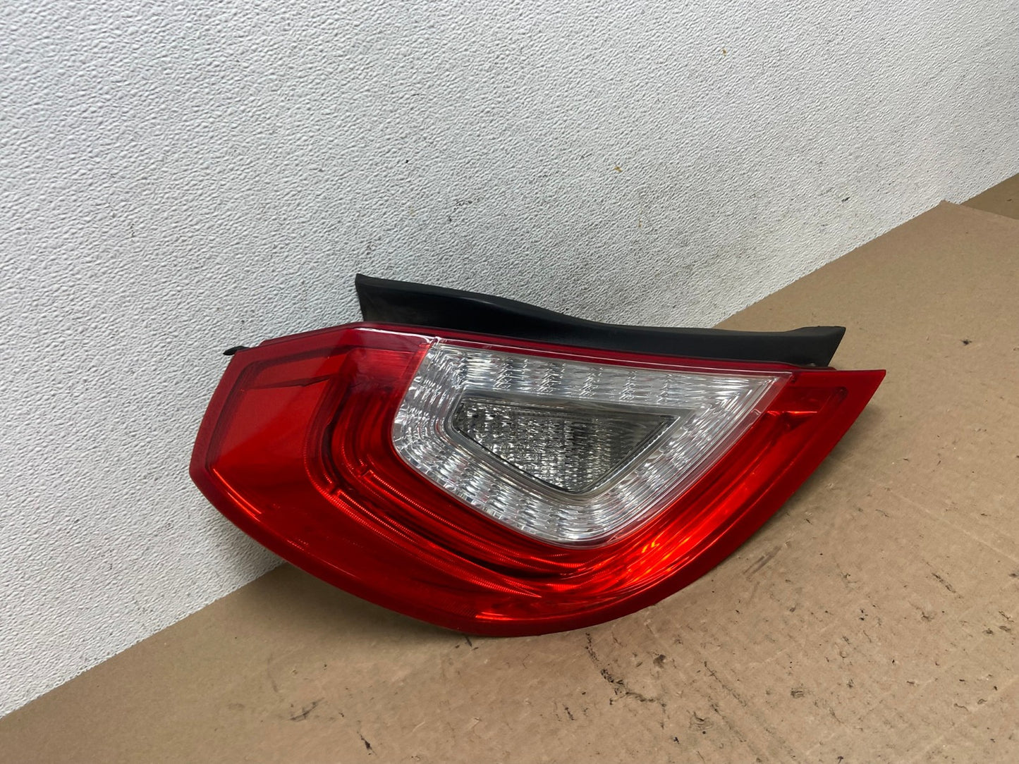 2013 2014 2015 2016 Lincoln Mks Left Driver LH Side Tail Light AE6096 LK2