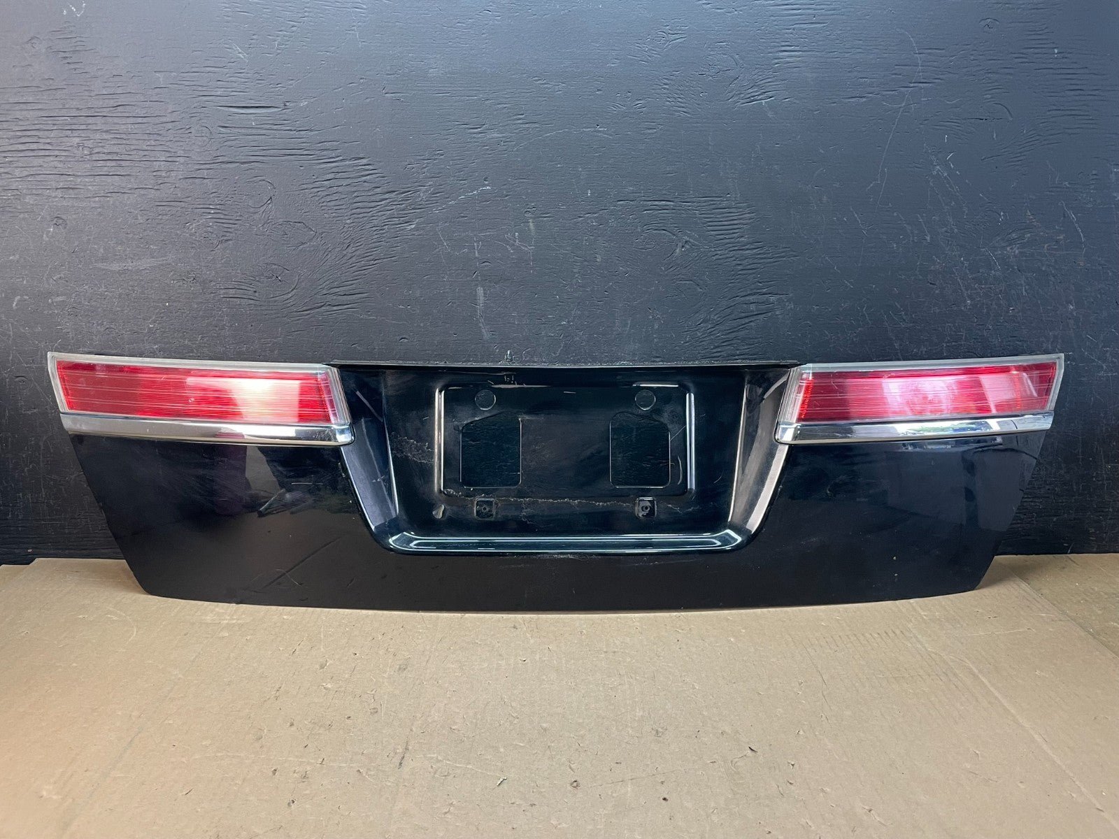 2008 to 2012 Honda Accord Sedan Trunk Deck Lid Trim Panel Molding AD5808 DG0