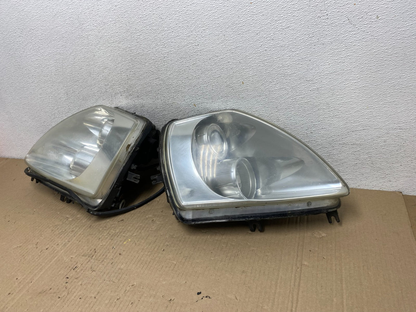 2000-2005 Mitsubishi Eclipse Left+Right Set LED Headlights AF5866 DG1