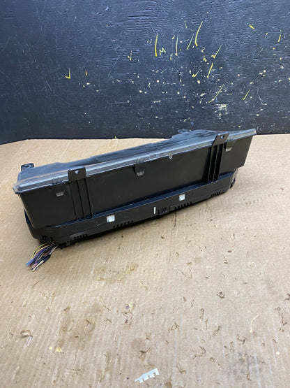 2014  Lincoln Navigator Speedometer Cluster Gauge z4307  DG3