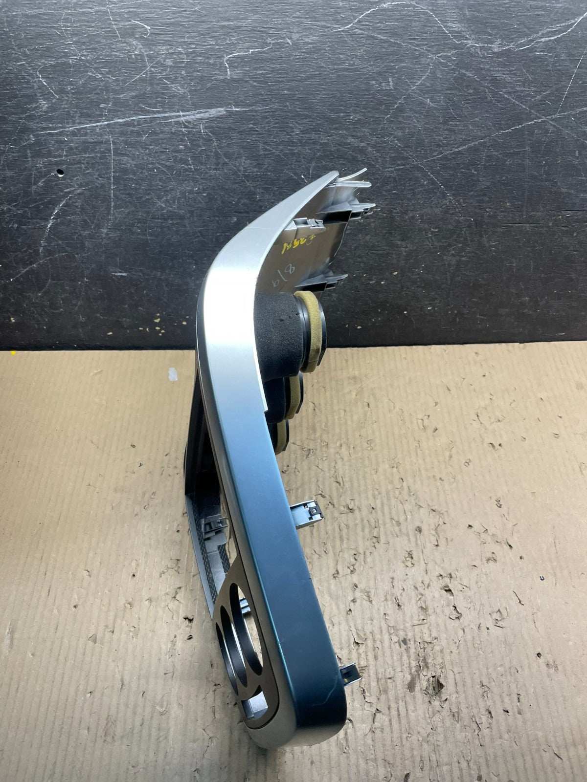 2007 - 2009 Mazda CX-7 Radio Dash TrimClimate Control  Bezel W/Vent  X0915 DG1