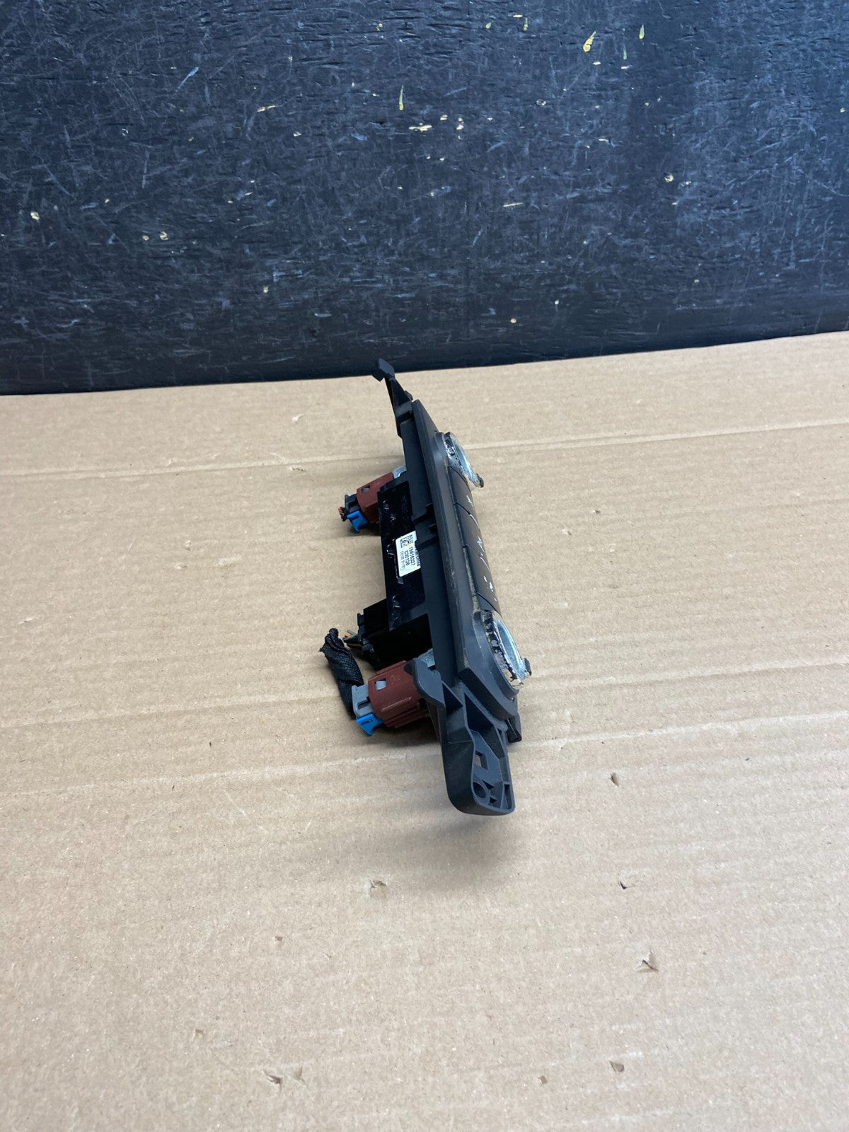 2007 - 2014 Chevrolet Tahoe Yukon Pedal Traction Control Switch ag5055 DG1