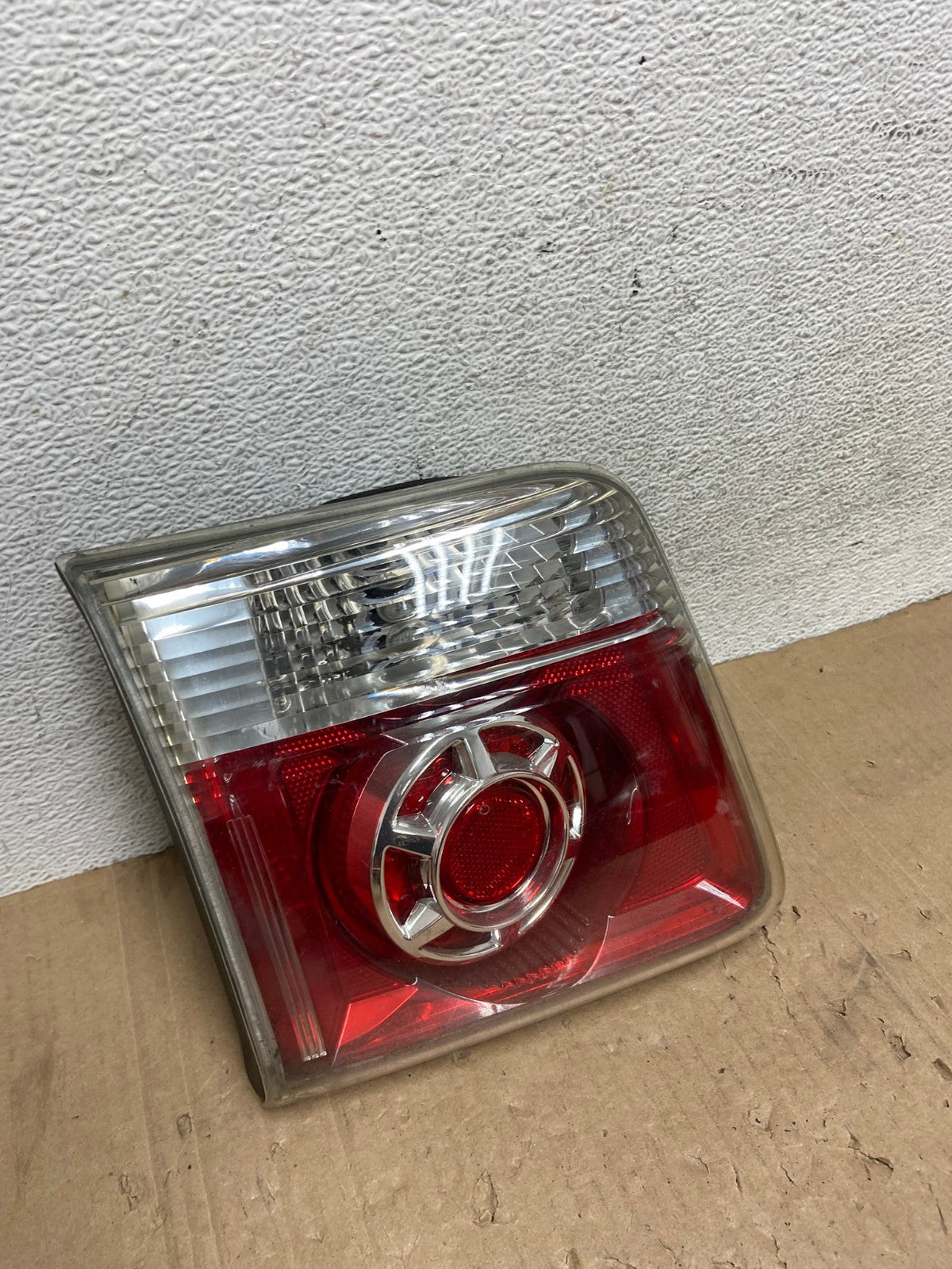 2007 to 2012 GMC Acadia Left Driver Lh Side Tail Light Inner AE9264 LK2
