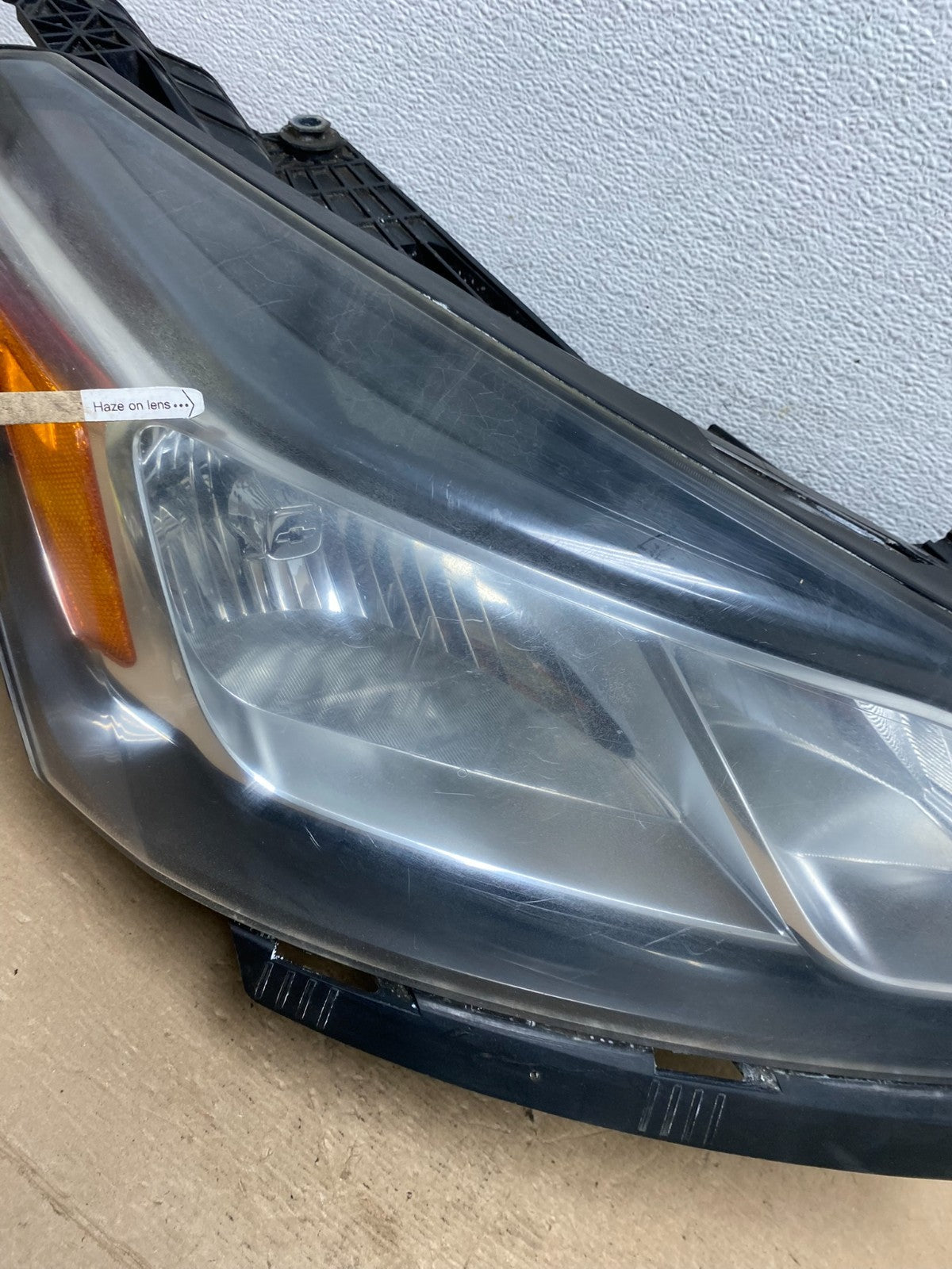 2013-2017 Chevrolet Traverse Right Passenger Side Halogen Headlight AF4959 DW5