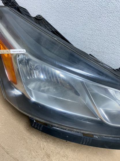 2013-2017 Chevrolet Traverse Right Passenger Side Halogen Headlight AF4959 DW5
