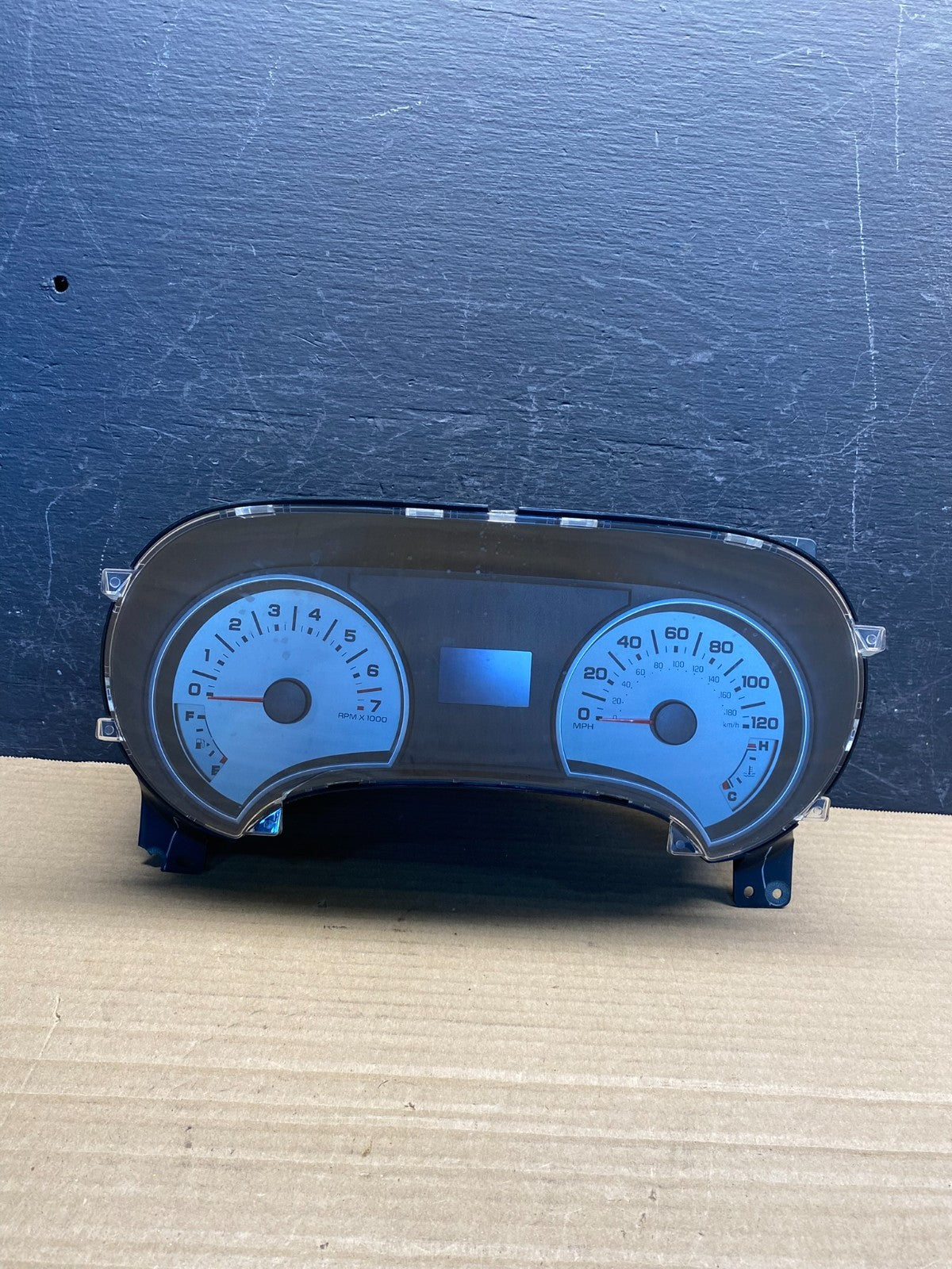 2006 Ford Explorer Speedometer Cluster Gauge AF3827 DW0