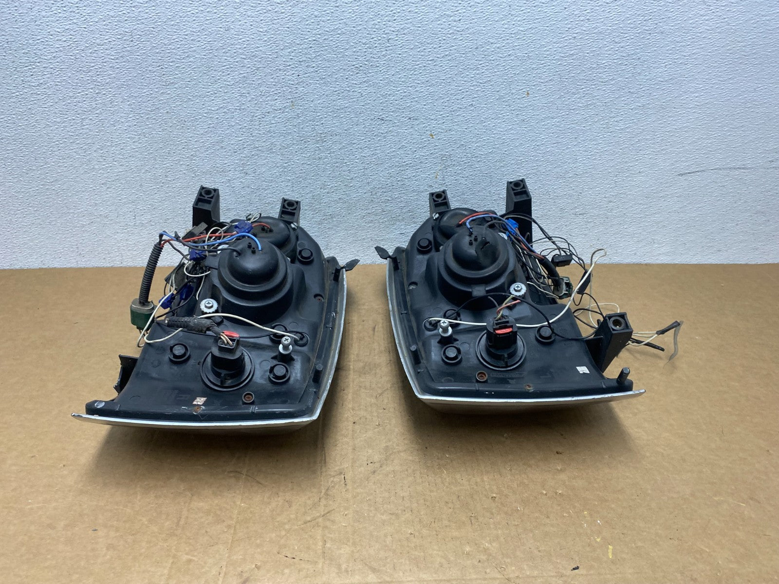 2005 to 2007 Dodge Dakota Left+Right LED Black Headlights AD6067 DG10