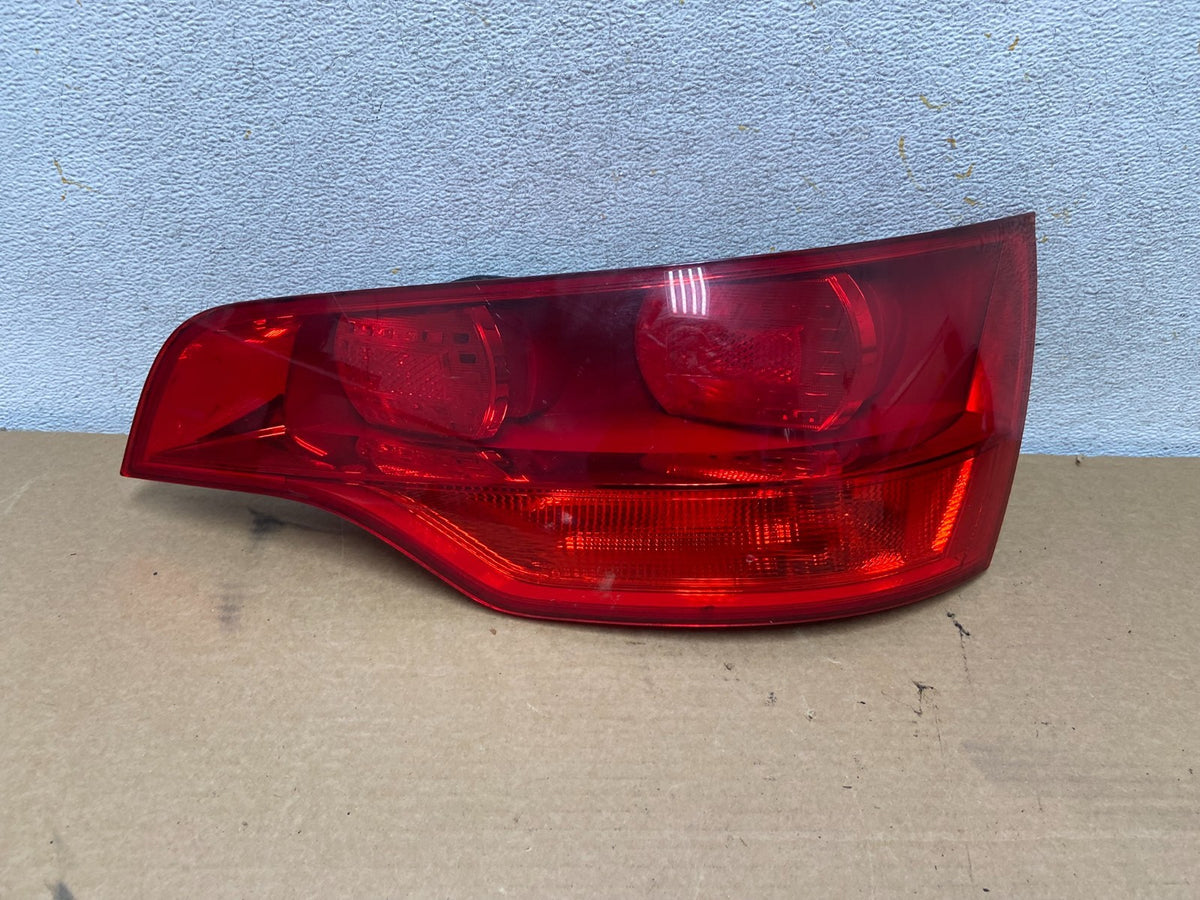 2007 2008 2009 Audi Q7 Right Passenger Rh Side Tail Light AH4430 DW0