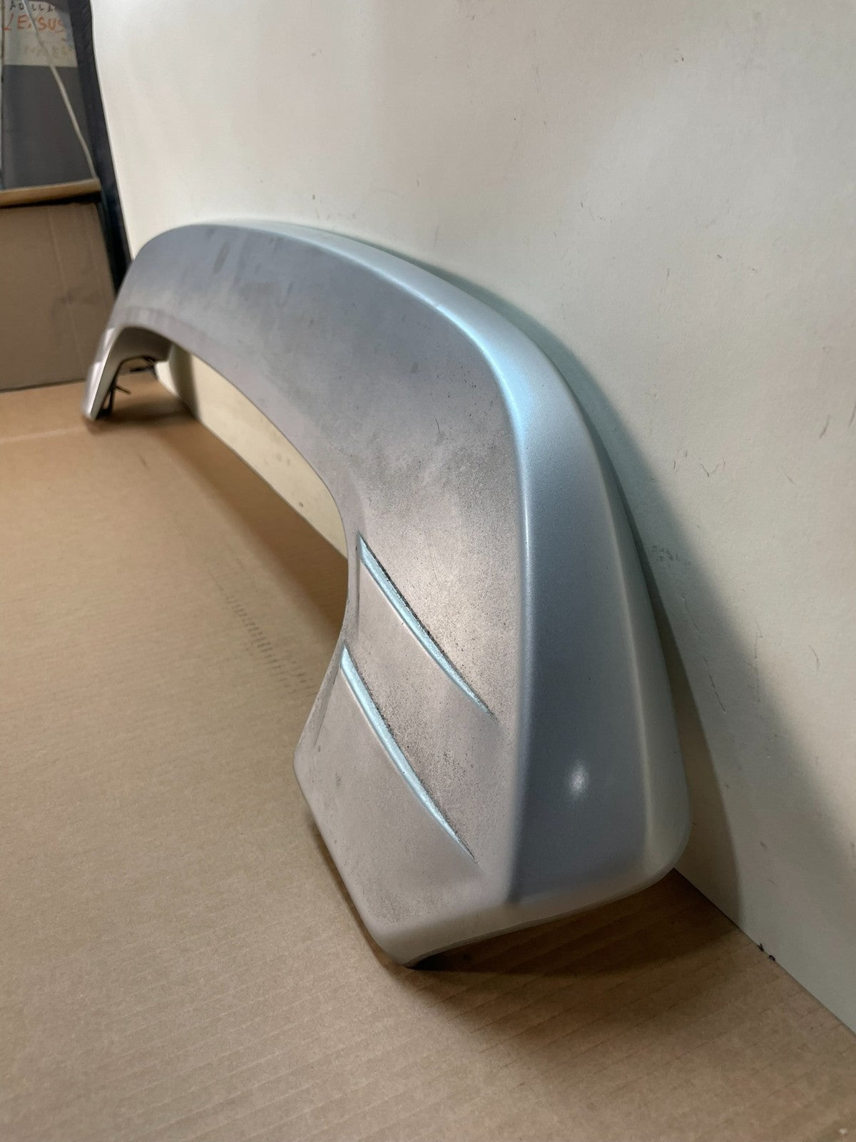 2001 2005 Toyota RAV4 Rear Upper Liftgate Spoiler 3rd Brake Light AJ0999 DG1