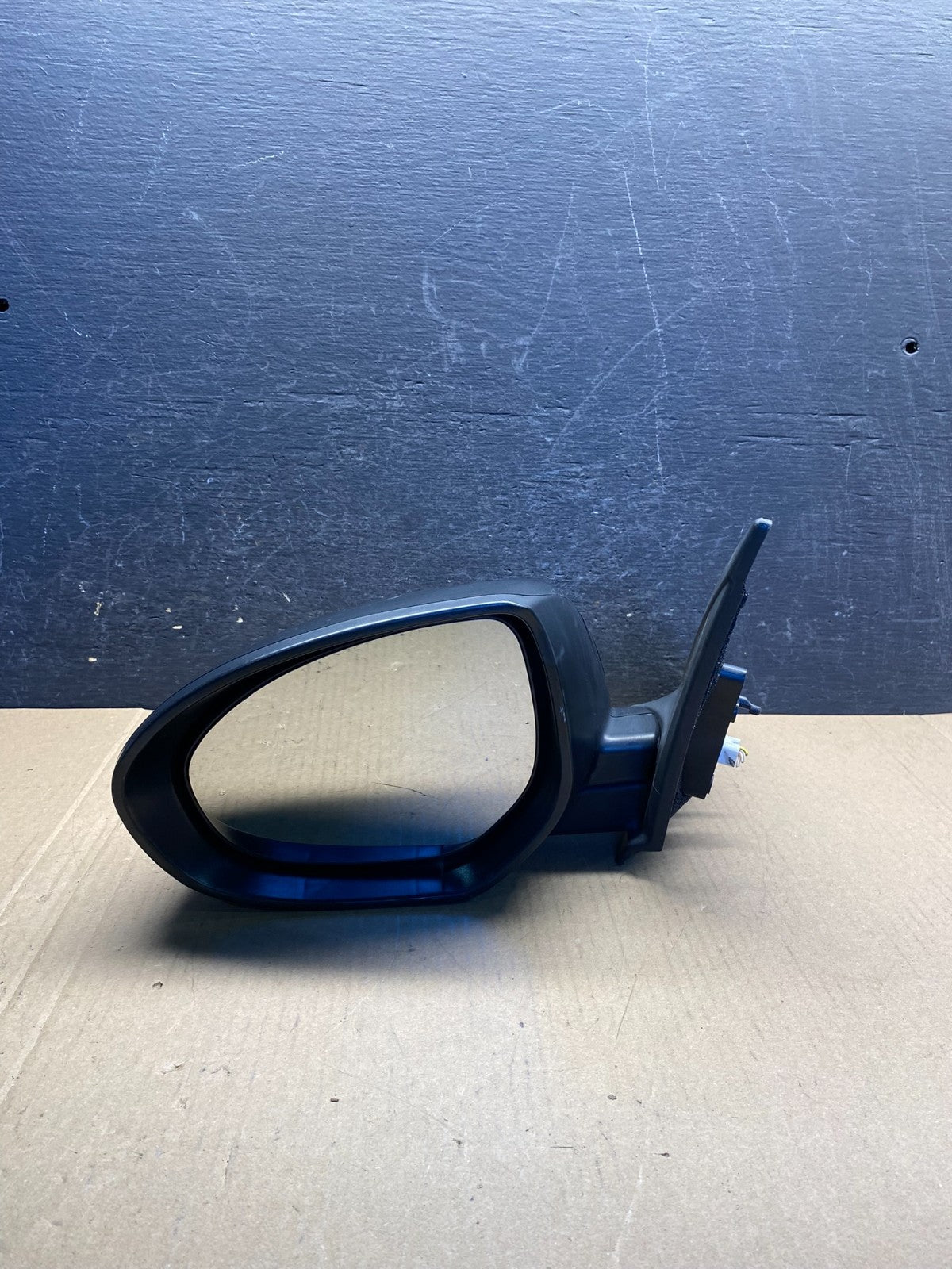 2010 to 2013 Mazda 3 Left Driver LH Side View Mirror Power AG3527 DW8