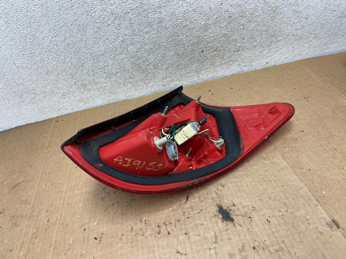 2006 2007 2008 Toyota Rav4 Left Driver LH Side Tail Light AI9155 LK5