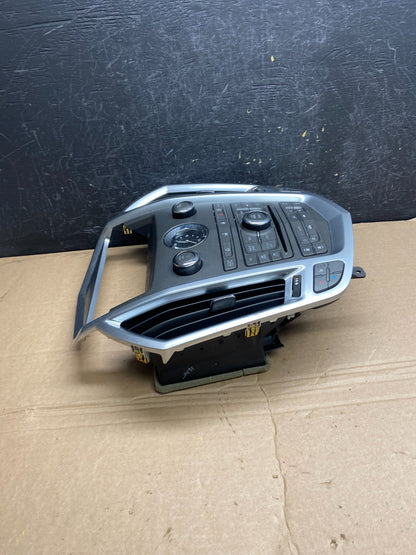 2010 2011 Cadillac SRX A/C Heater Radio Climate Control Panel Bezel OE AF1847 DG1