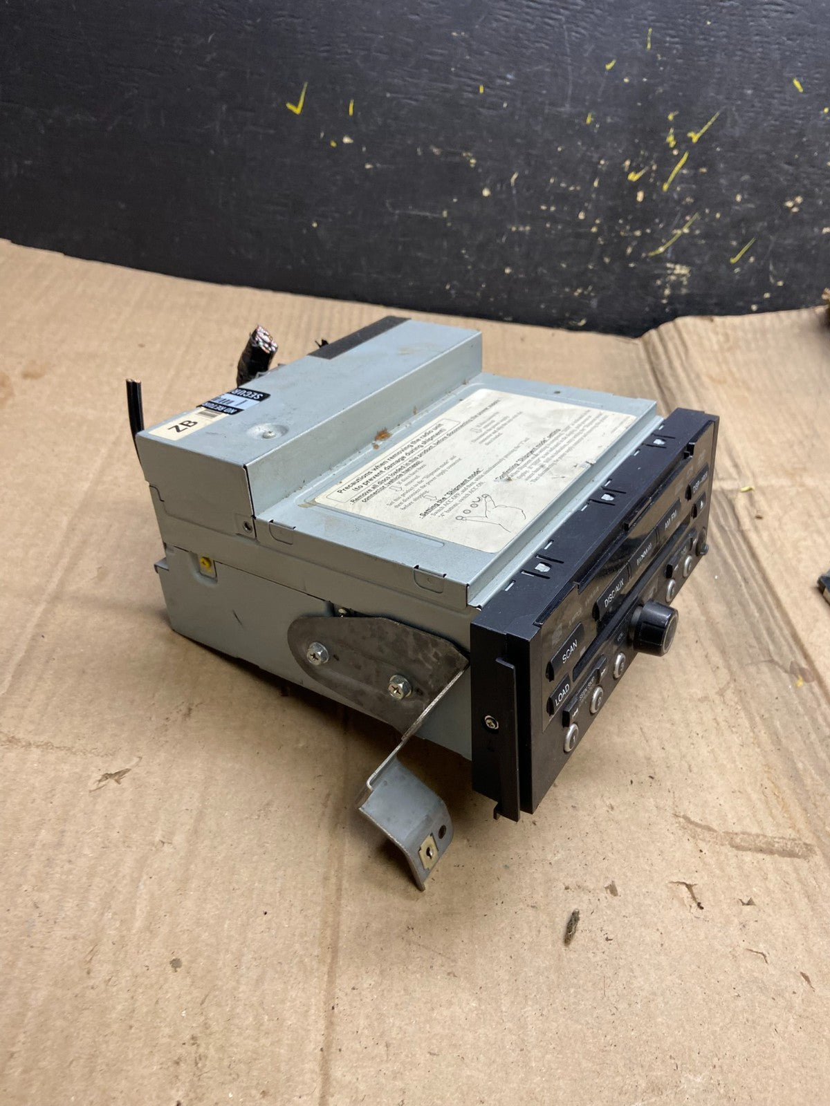 2008 - 2009 Acura Rdx Am Fm Cd Player Radio Receiver AD1690 DG1