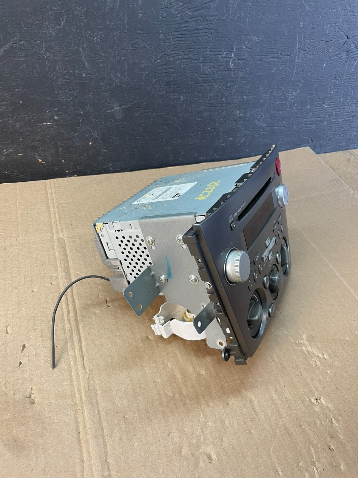 2007-2009 Subaru Legacy Outback Radio CD Player Casette Climate Control AC22622