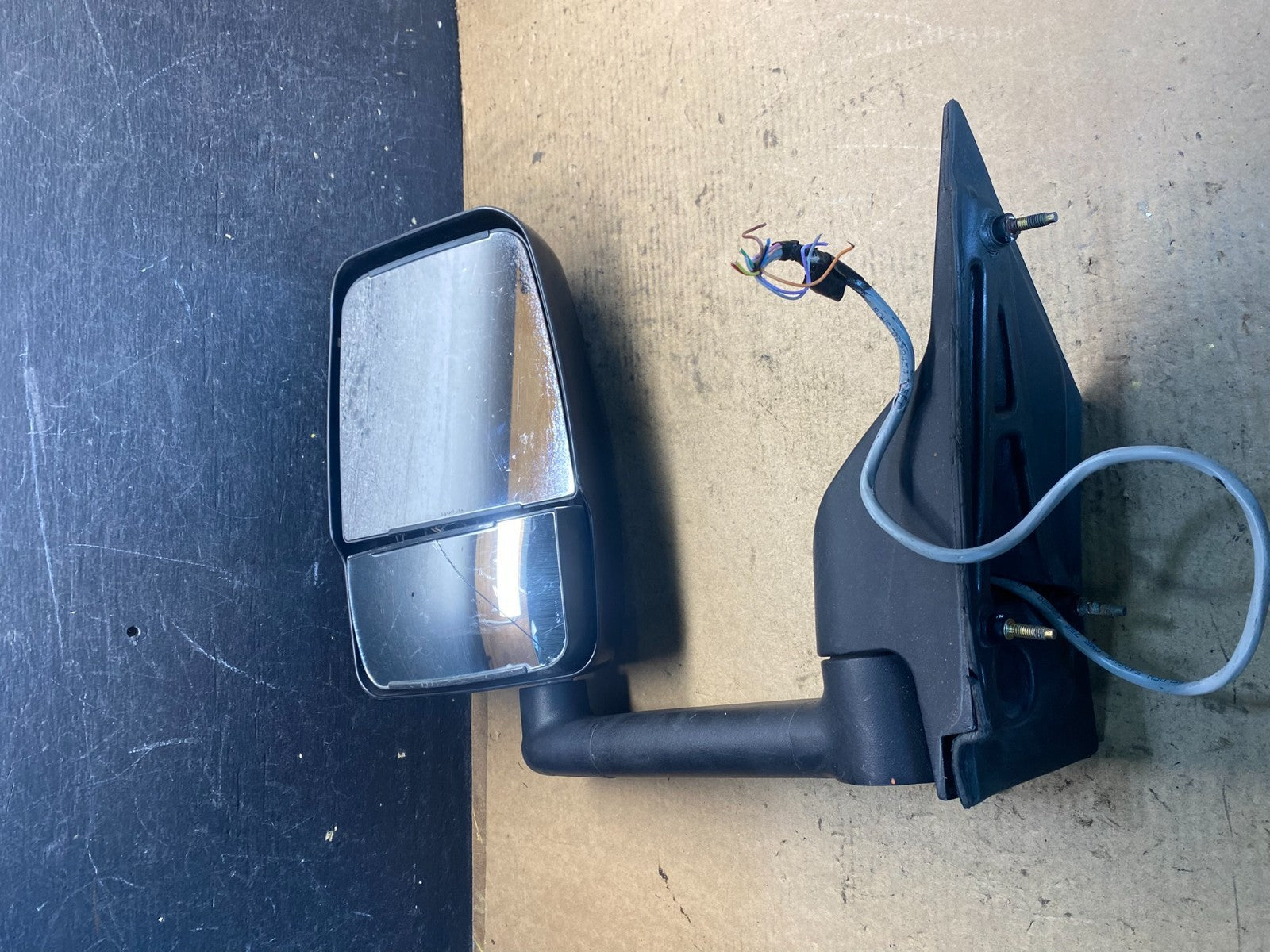 2009 to 2018 Chevrolet Express G3500 G4500 Left Driver LH View Mirror AA3026 MS4