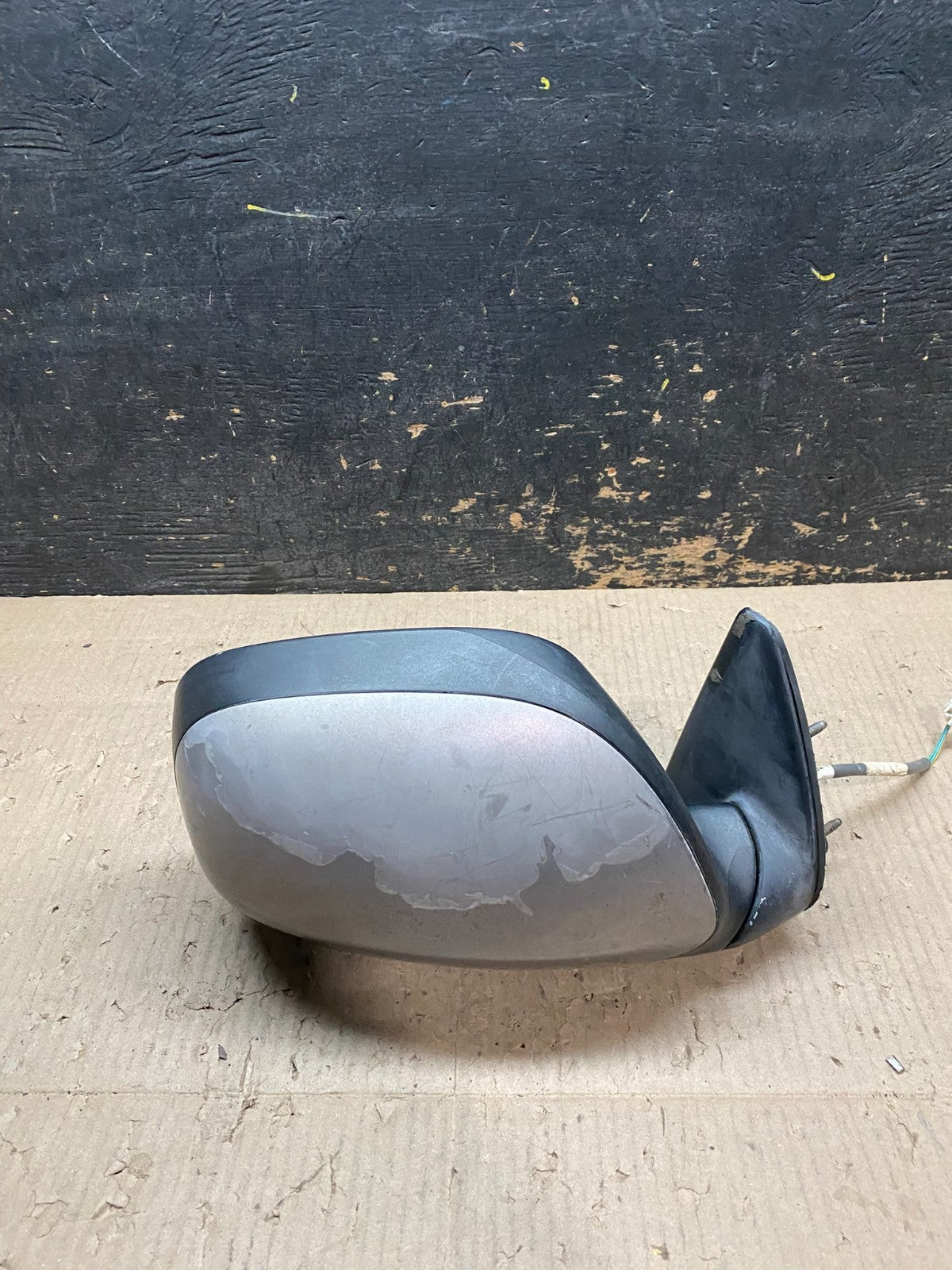 2001 to 2006 Toyota Sequoia Right Passenger View Door Mirror X8009 DG0