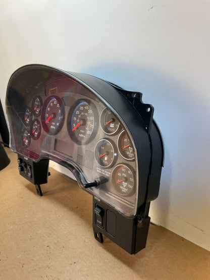 2014 International Terrastar Speedometer Cluster P/N 32485-301 AG0732 DG1